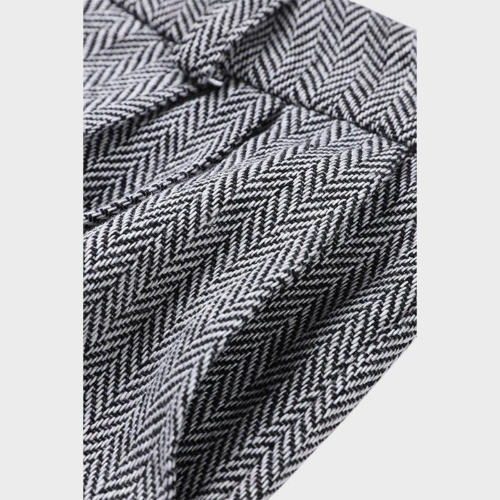 Karolina – Moćni Trodijelni Kostim