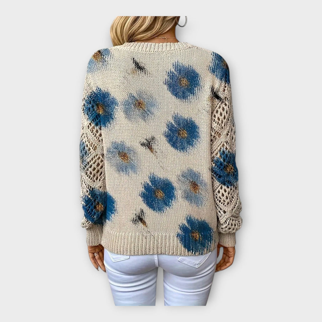 Pleteni Pulover s Čipkastim Detaljima