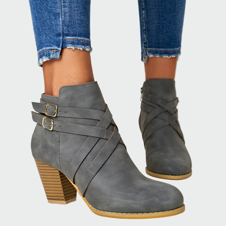 Slavica - Ortopedske kožne čizme