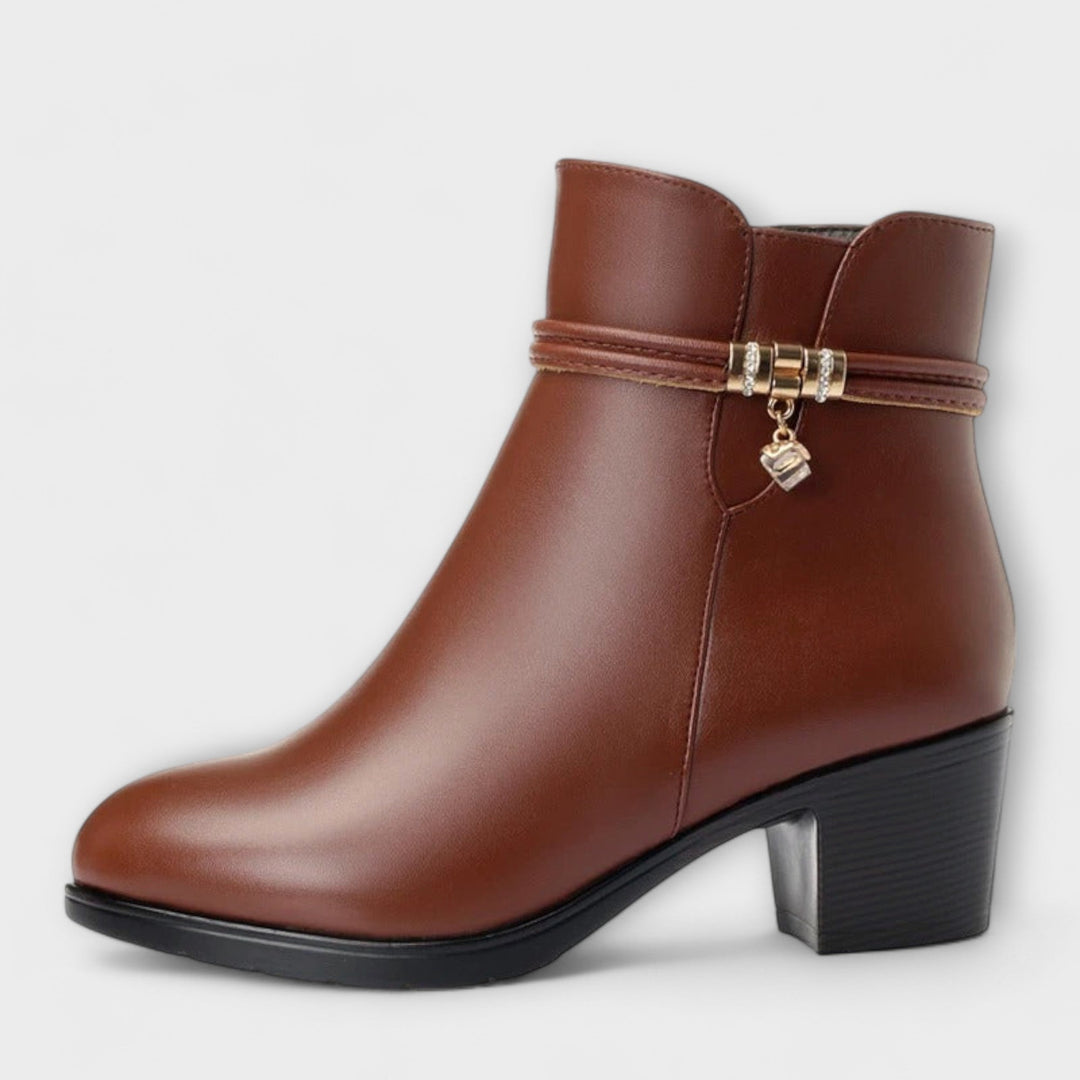 Emilija – Elegantni zimski čizmi s patentnim zatvaračem